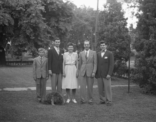 David, Joe, parents Rubye and Ray, Bill Sutter in the 1940s. 